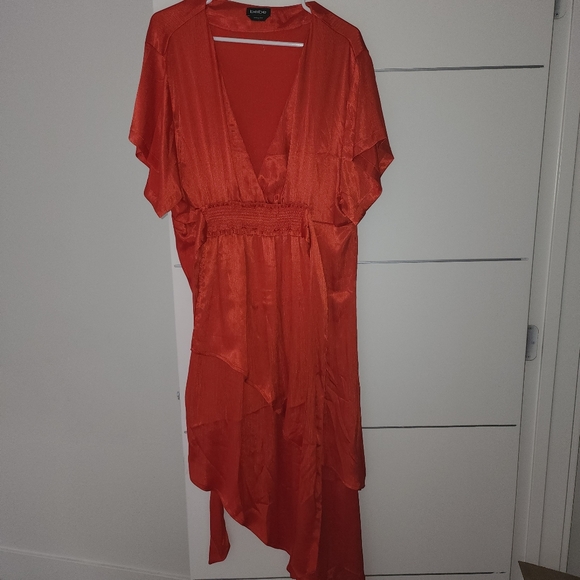 New without tag BEBE High Low Kimono Sleeve Drape Dress - Small - Picture 4 of 11